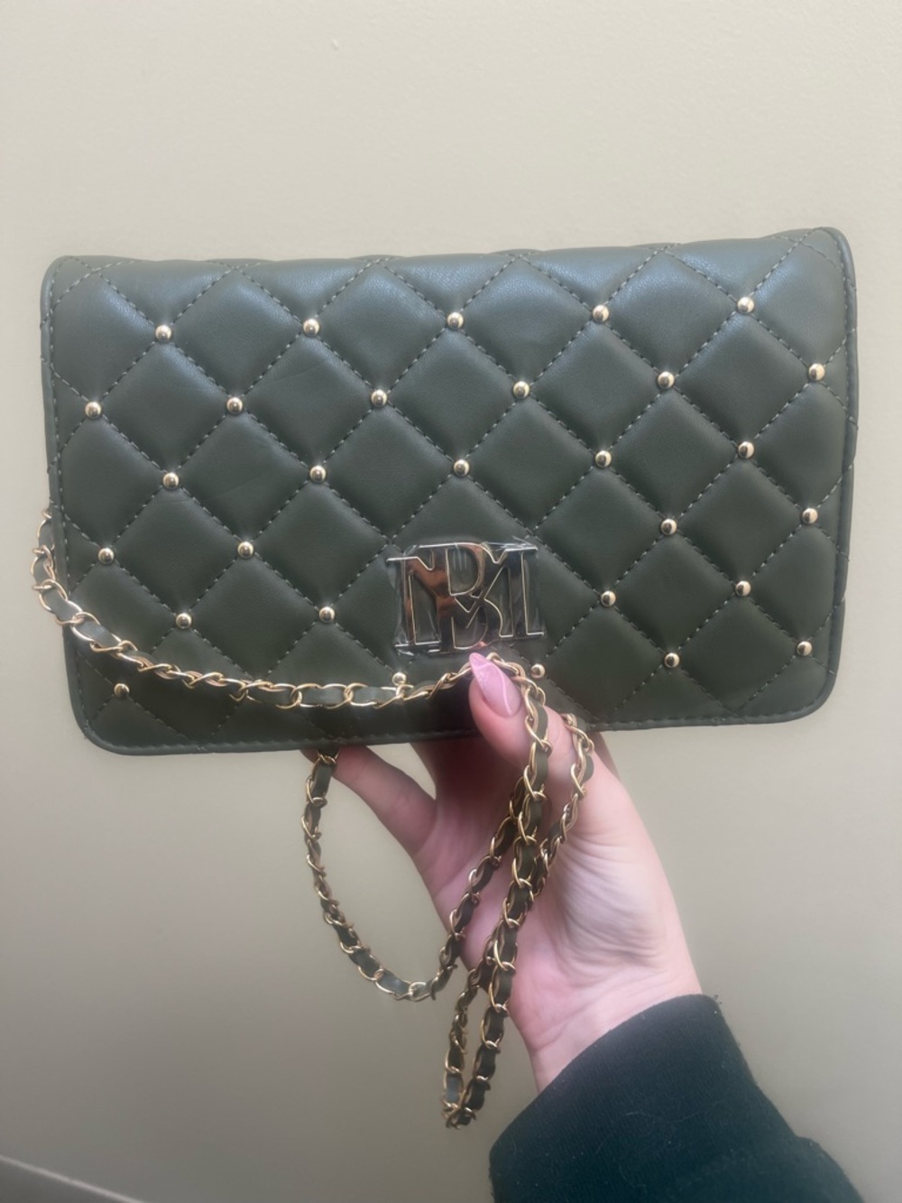 🪩🌟GIVVY !!🌟🪩 Badgley Mischka Olive Green Big Diamond Crossbody With Gold Studs